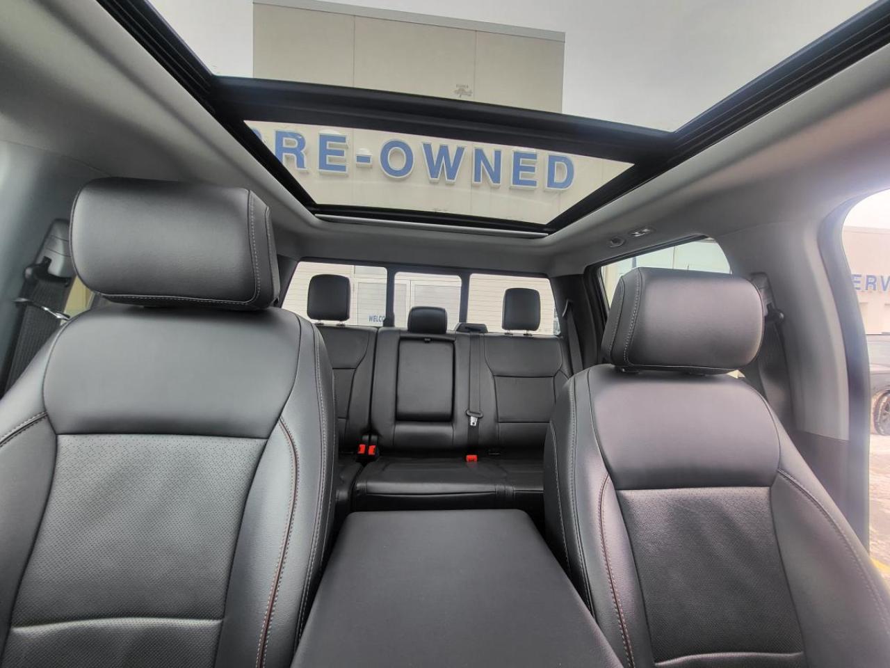 2024 Ford F-250 Super Duty SRW LARIAT 4WD Crew Cab 8' Box Photo