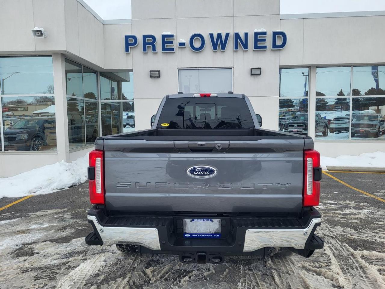 2024 Ford F-250 Super Duty SRW LARIAT 4WD Crew Cab 8' Box Photo