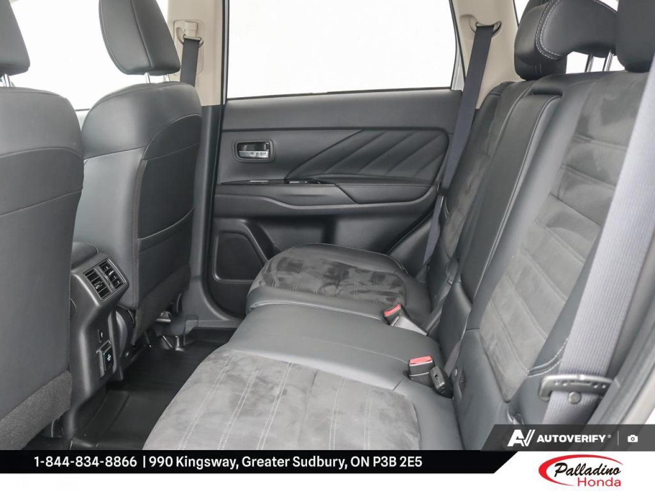 2019 Mitsubishi Outlander Phev SE Photo