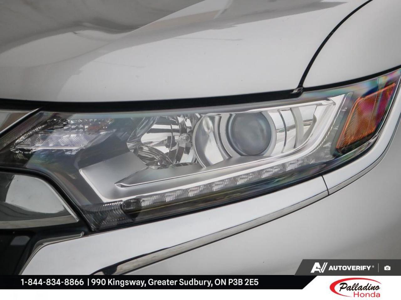 2019 Mitsubishi Outlander Phev SE Photo