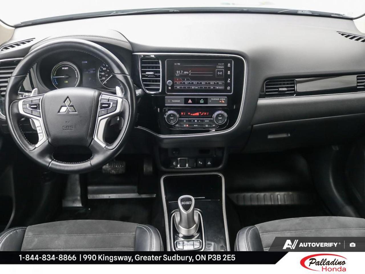 2019 Mitsubishi Outlander Phev SE Photo