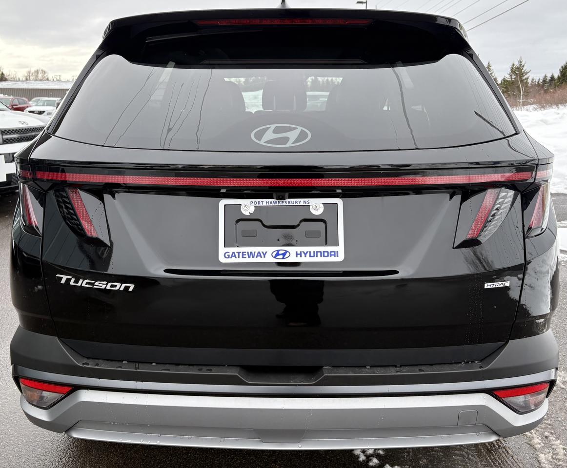 2026 Hyundai Tucson Preferred KMX TREND WITH TREND PKG Photo3