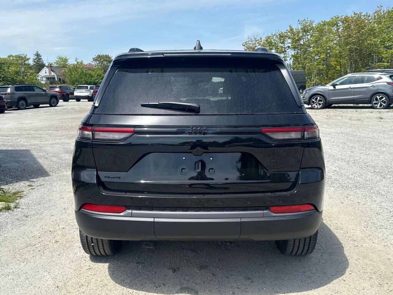 2026 Jeep Grand Cherokee Altitude Photo