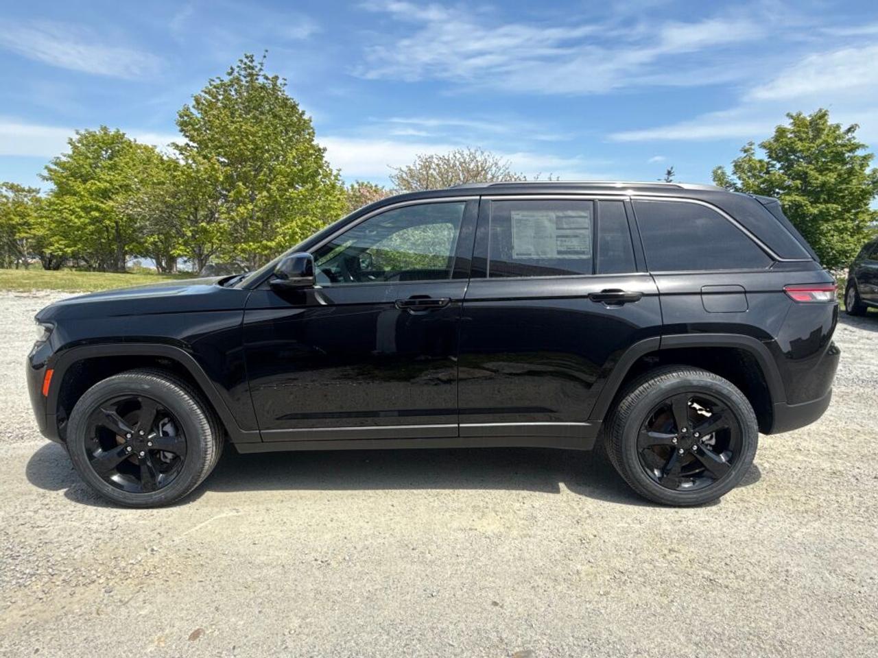 2026 Jeep Grand Cherokee Altitude Photo