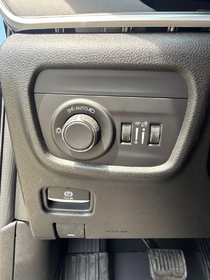 2026 Jeep Grand Cherokee Altitude Photo
