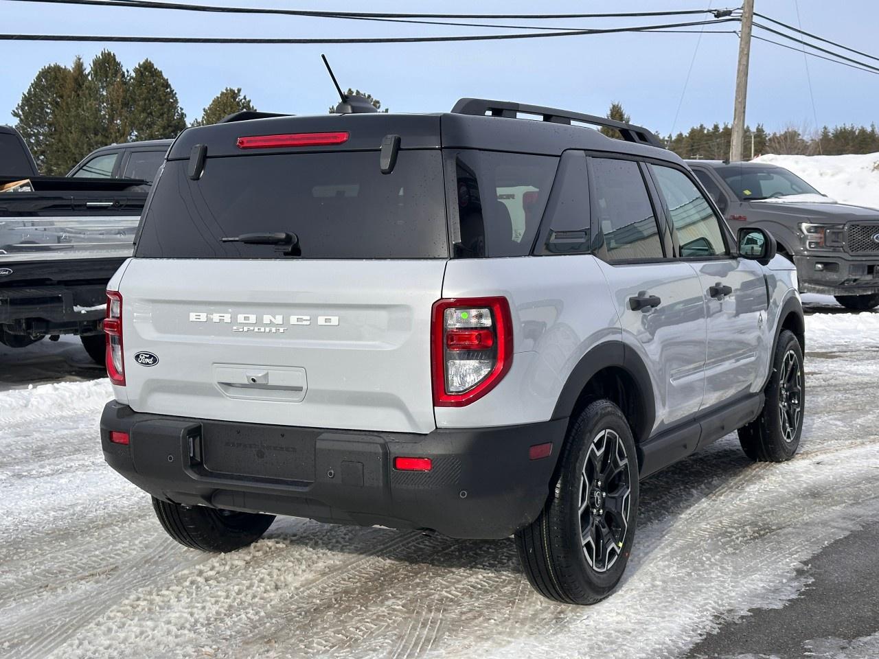 2026 Ford Bronco Sport Outer Banks 4x4 Photo