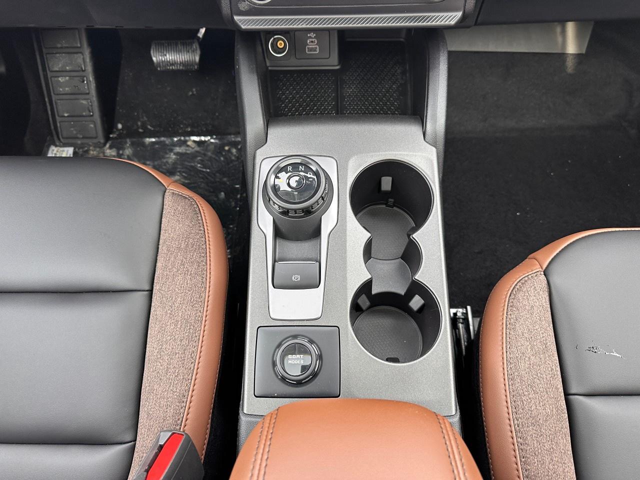 2026 Ford Bronco Sport Outer Banks 4x4 Photo