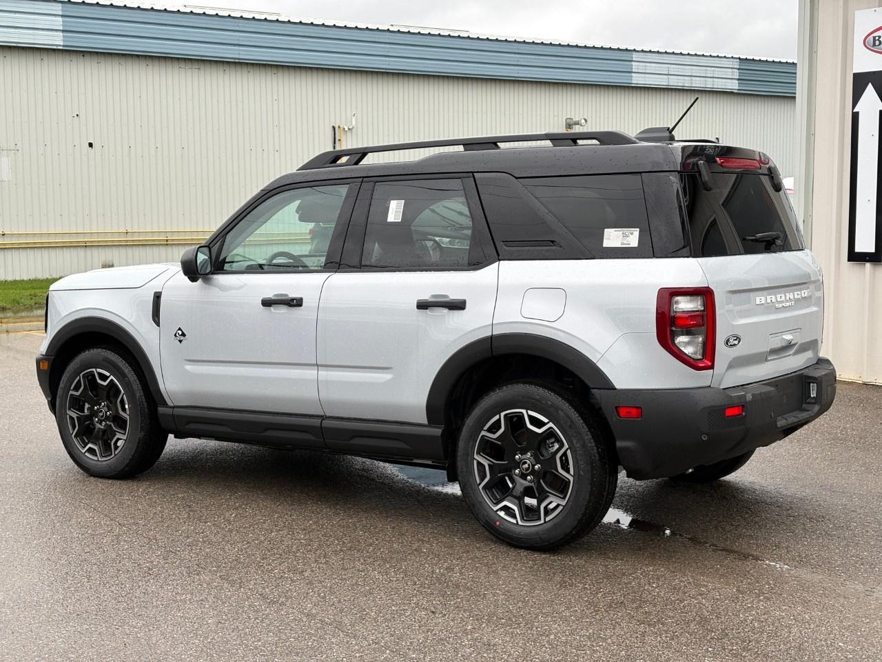 2026 Ford Bronco Sport Outer Banks 4x4 Photo