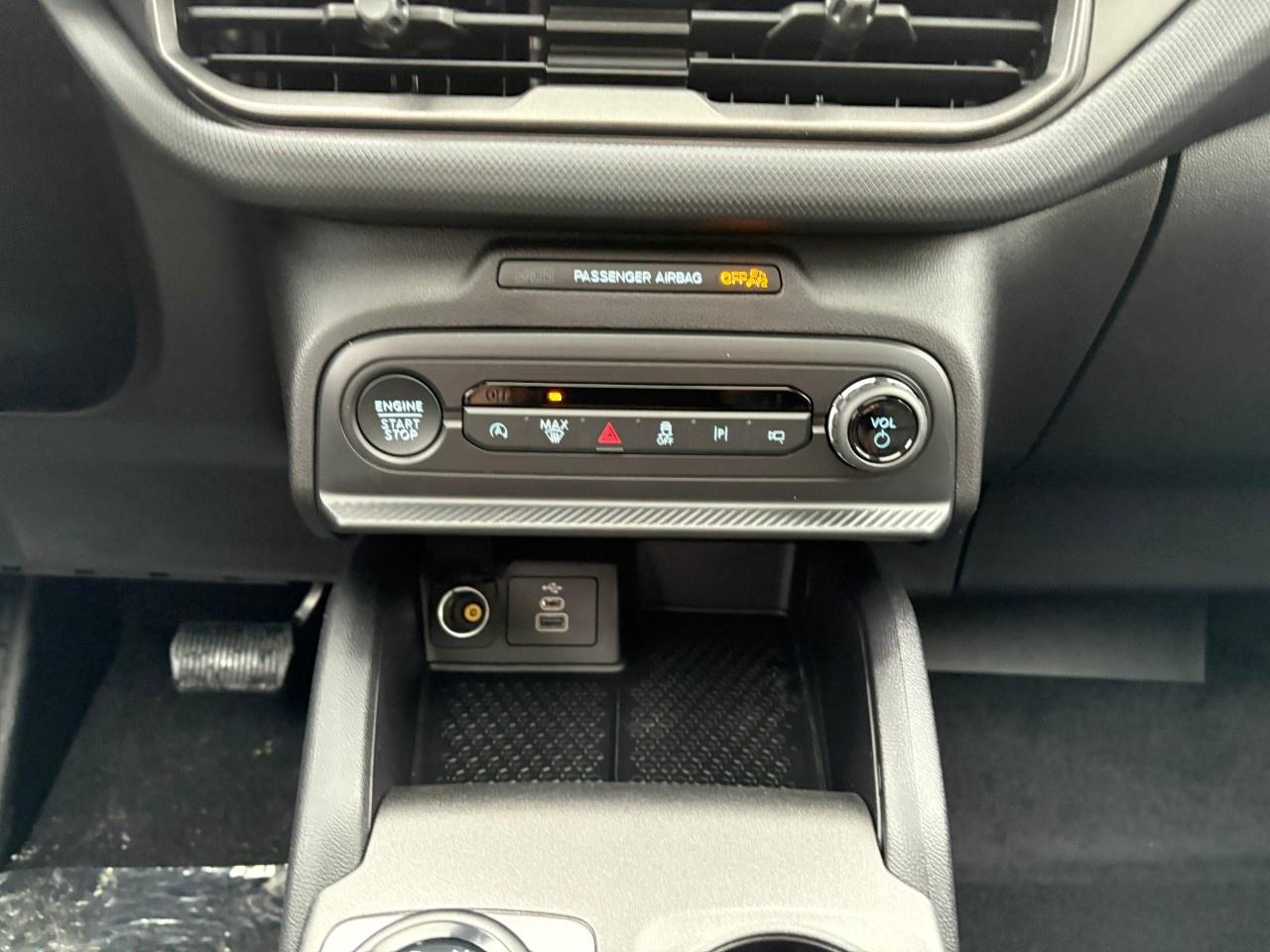 2026 Ford Bronco Sport Outer Banks 4x4 Photo