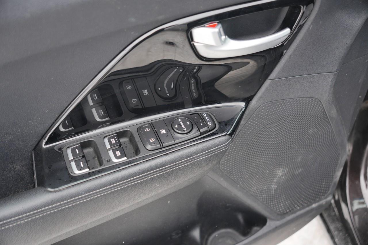 2018 Kia NIRO  Photo