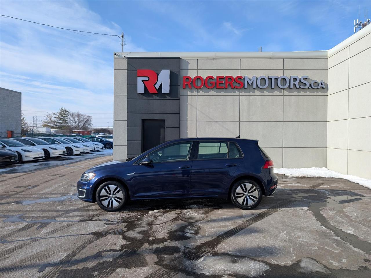 2018 Volkswagen Golf e-Golf - NAVI - LEATHER - TECH FEATS Photo