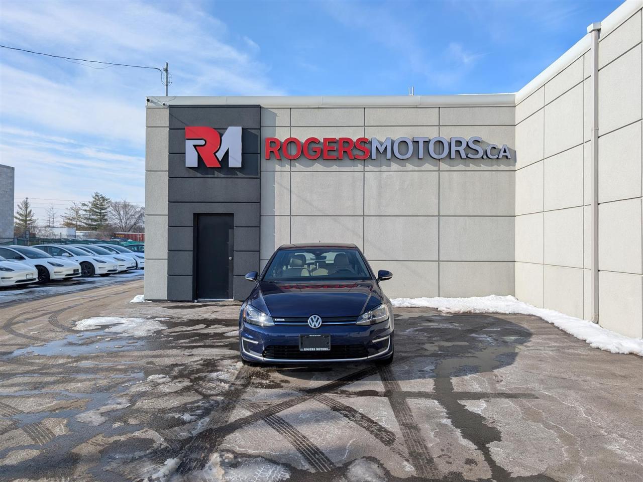 2018 Volkswagen Golf e-Golf - NAVI - LEATHER - TECH FEATS Photo