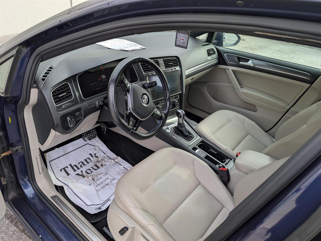 2018 Volkswagen Golf e-Golf - NAVI - LEATHER - TECH FEATS Photo