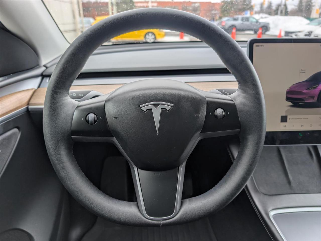 2023 Tesla Model Y LONG RANGE AWD - DUAL MOTOR Photo