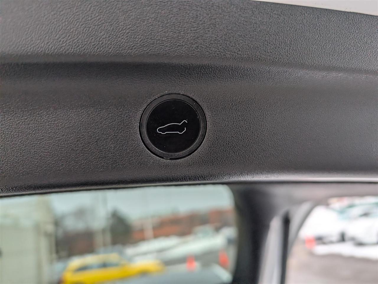 2023 Tesla Model Y LONG RANGE AWD - DUAL MOTOR Photo