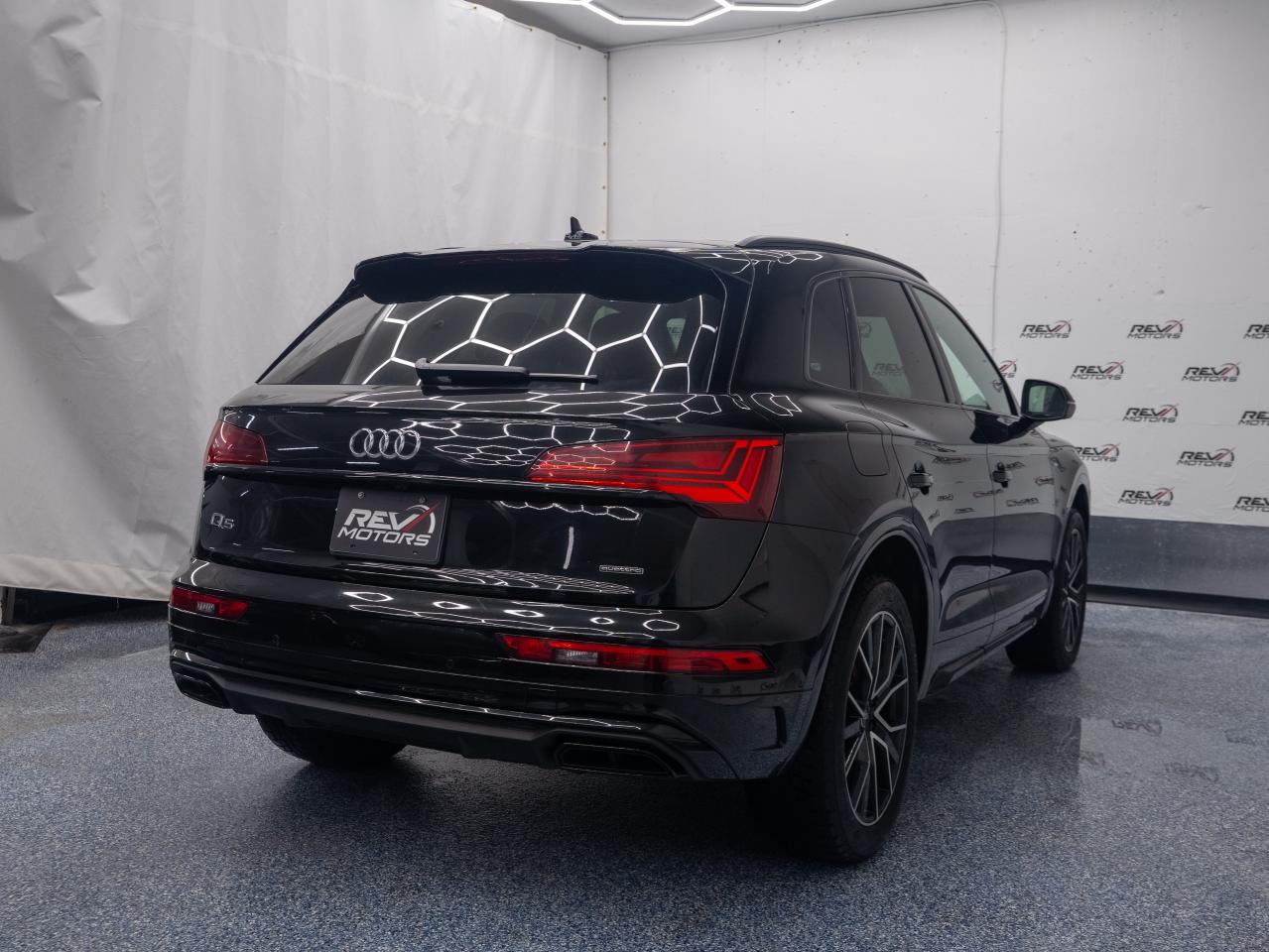 2023 Audi Q5 Progressiv | S-Line | Certified Photo