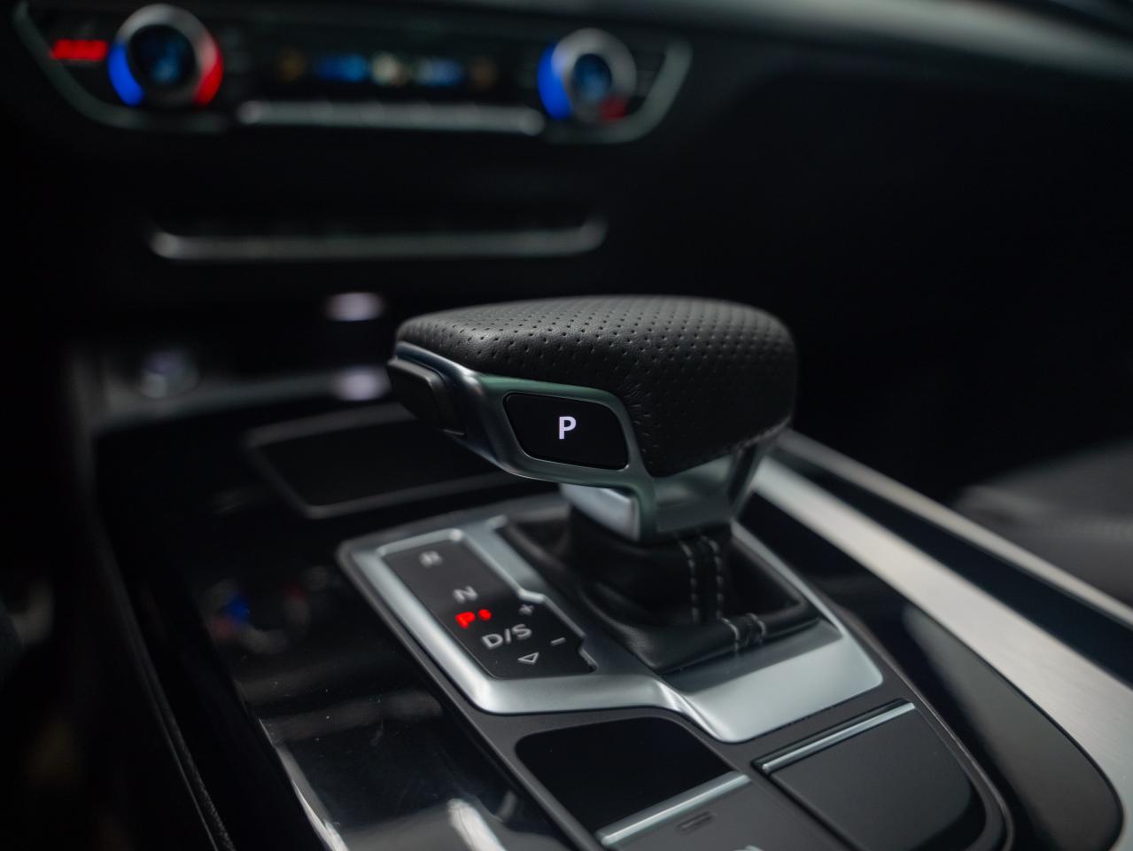 2023 Audi Q5 Progressiv | S-Line | Certified Photo