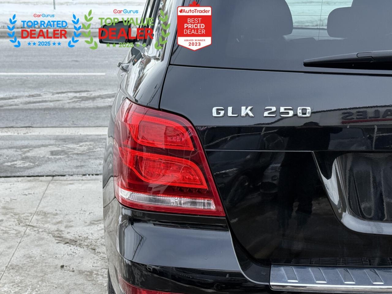 2015 Mercedes-Benz GLK-Class //AMG PKG | PREMIUM | PANO | NAVI | BACK UP CAMERA Photo