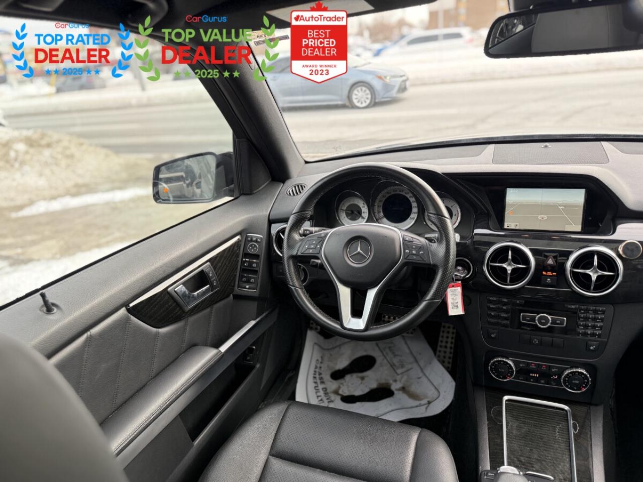 2015 Mercedes-Benz GLK-Class //AMG PKG | PREMIUM | PANO | NAVI | BACK UP CAMERA Photo