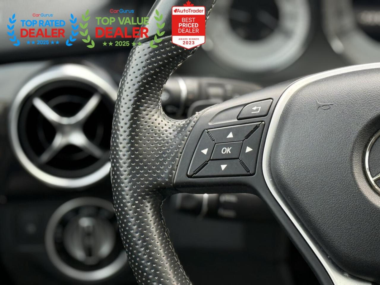 2015 Mercedes-Benz GLK-Class //AMG PKG | PREMIUM | PANO | NAVI | BACK UP CAMERA Photo