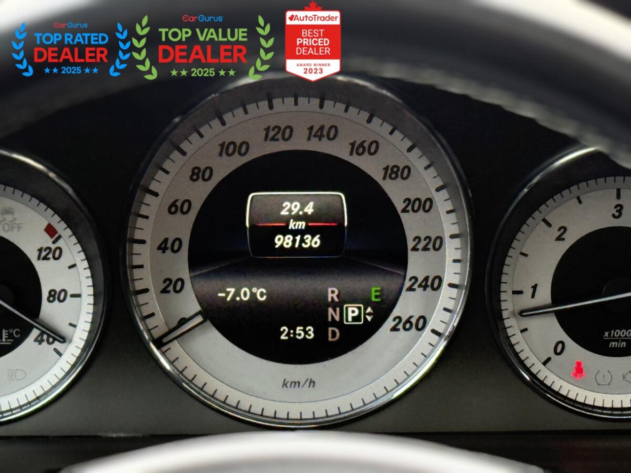 2015 Mercedes-Benz GLK-Class //AMG PKG | PREMIUM | PANO | NAVI | BACK UP CAMERA Photo