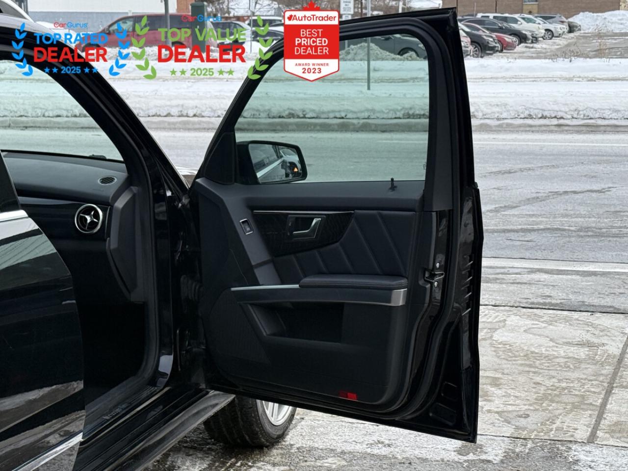 2015 Mercedes-Benz GLK-Class //AMG PKG | PREMIUM | PANO | NAVI | BACK UP CAMERA Photo