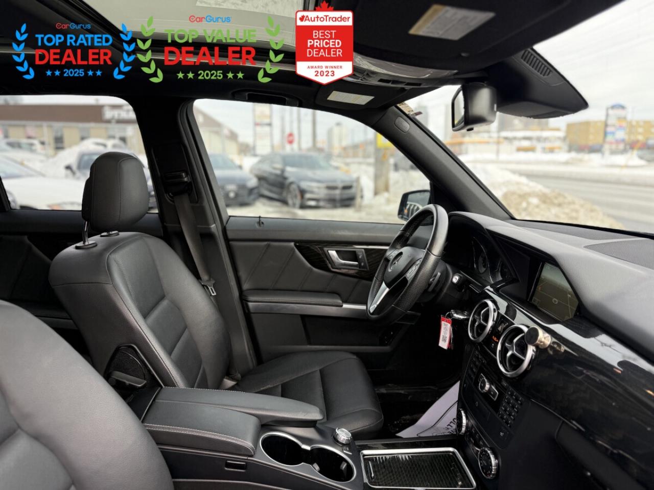 2015 Mercedes-Benz GLK-Class //AMG PKG | PREMIUM | PANO | NAVI | BACK UP CAMERA Photo