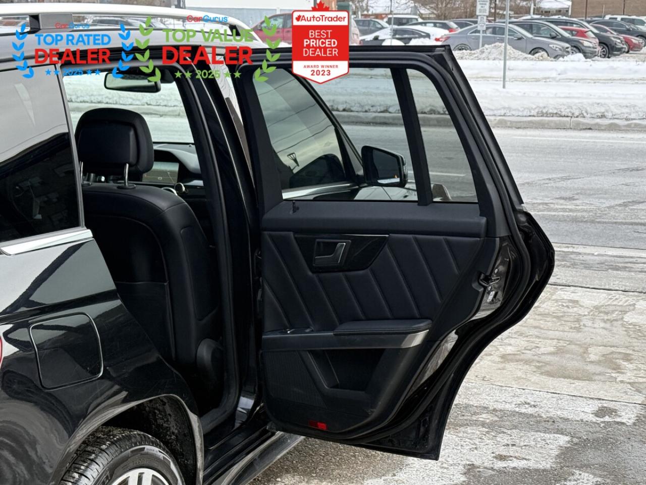 2015 Mercedes-Benz GLK-Class //AMG PKG | PREMIUM | PANO | NAVI | BACK UP CAMERA Photo