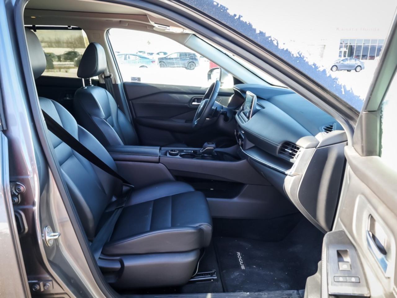 2024 Nissan Rogue SV Moonroof  - Moonroof -  Power Liftgate Photo