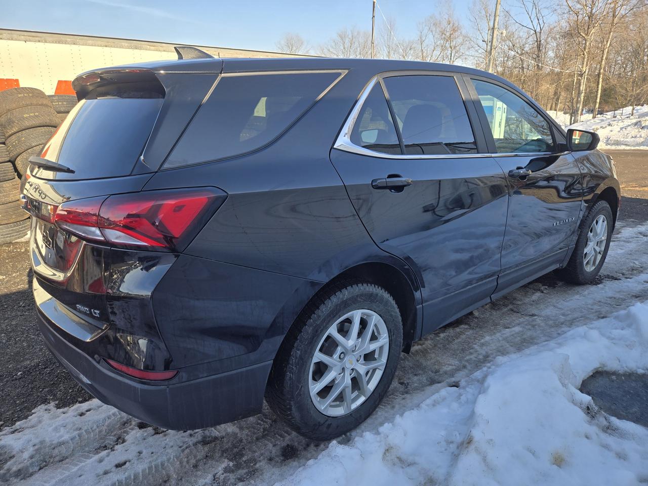2022 Chevrolet Equinox LT Photo3
