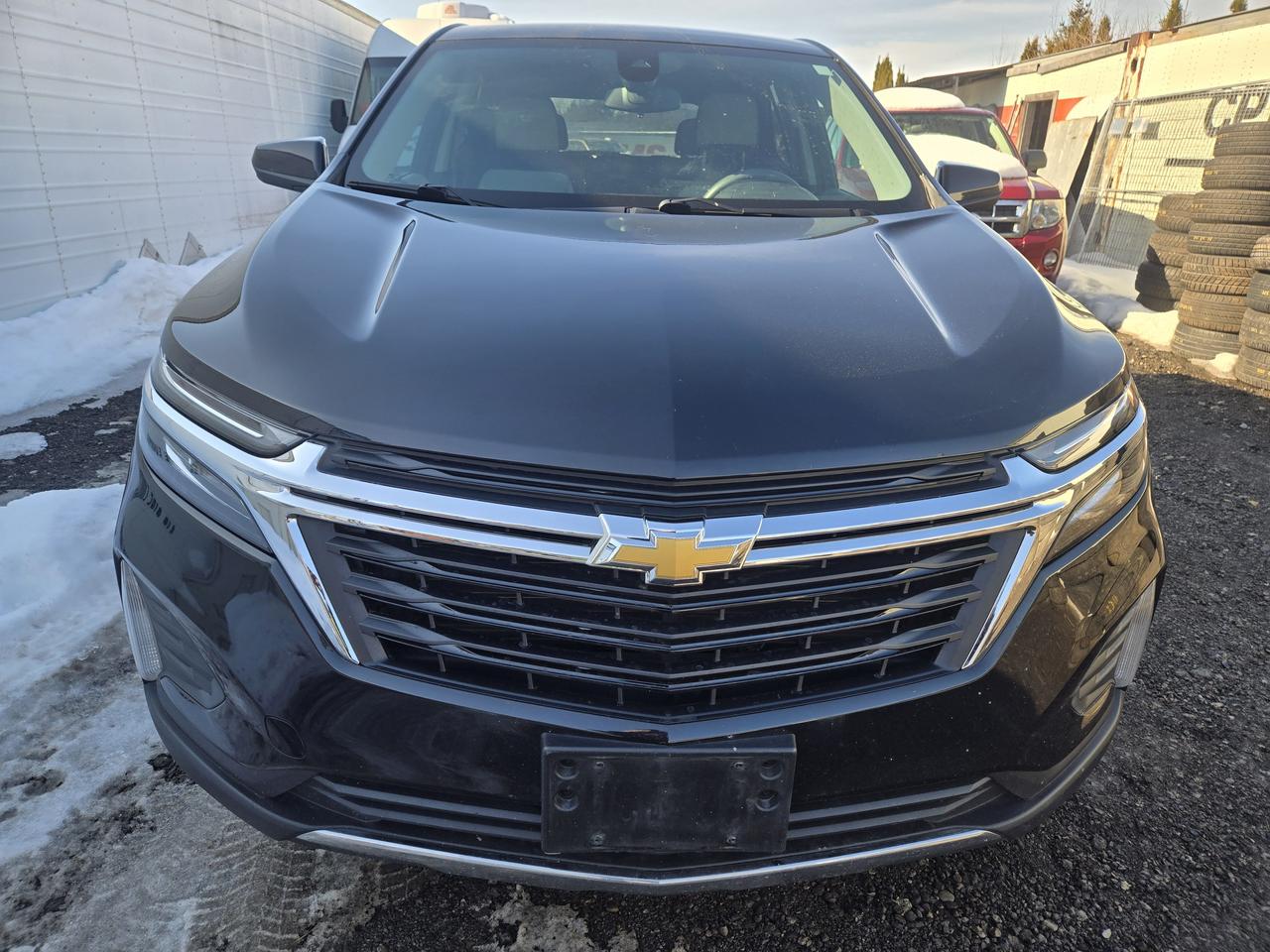 2022 Chevrolet Equinox LT - Photo #2
