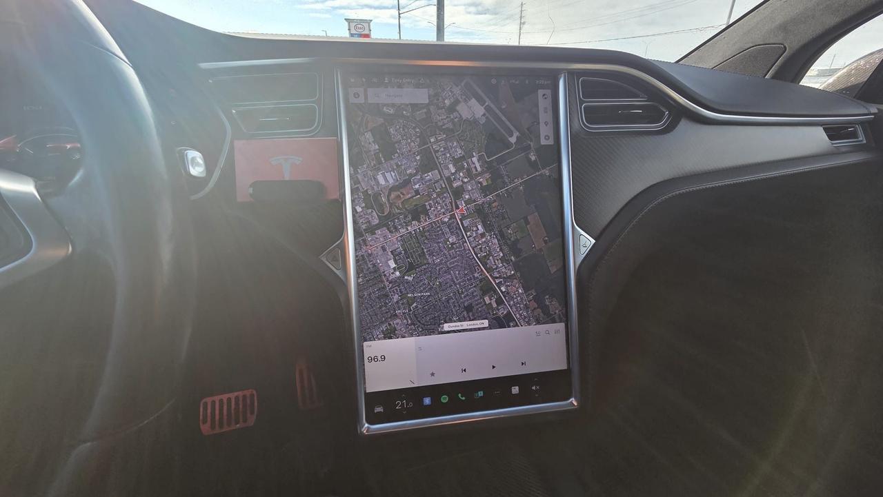 2018 Tesla Model X 100D, AWD, DUAL MOTOR, LONG RANGE, CERTIFIED Photo