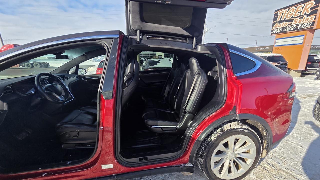 2018 Tesla Model X 100D, AWD, DUAL MOTOR, LONG RANGE, CERTIFIED Photo