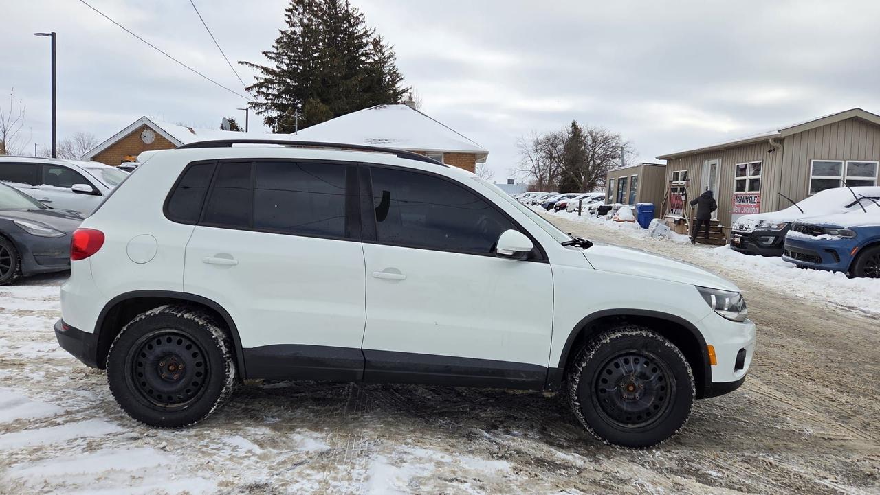 2016 Volkswagen Tiguan COMFORTLINE, WELL MAINTAINED, 4 CYLINDER, CERT Photo