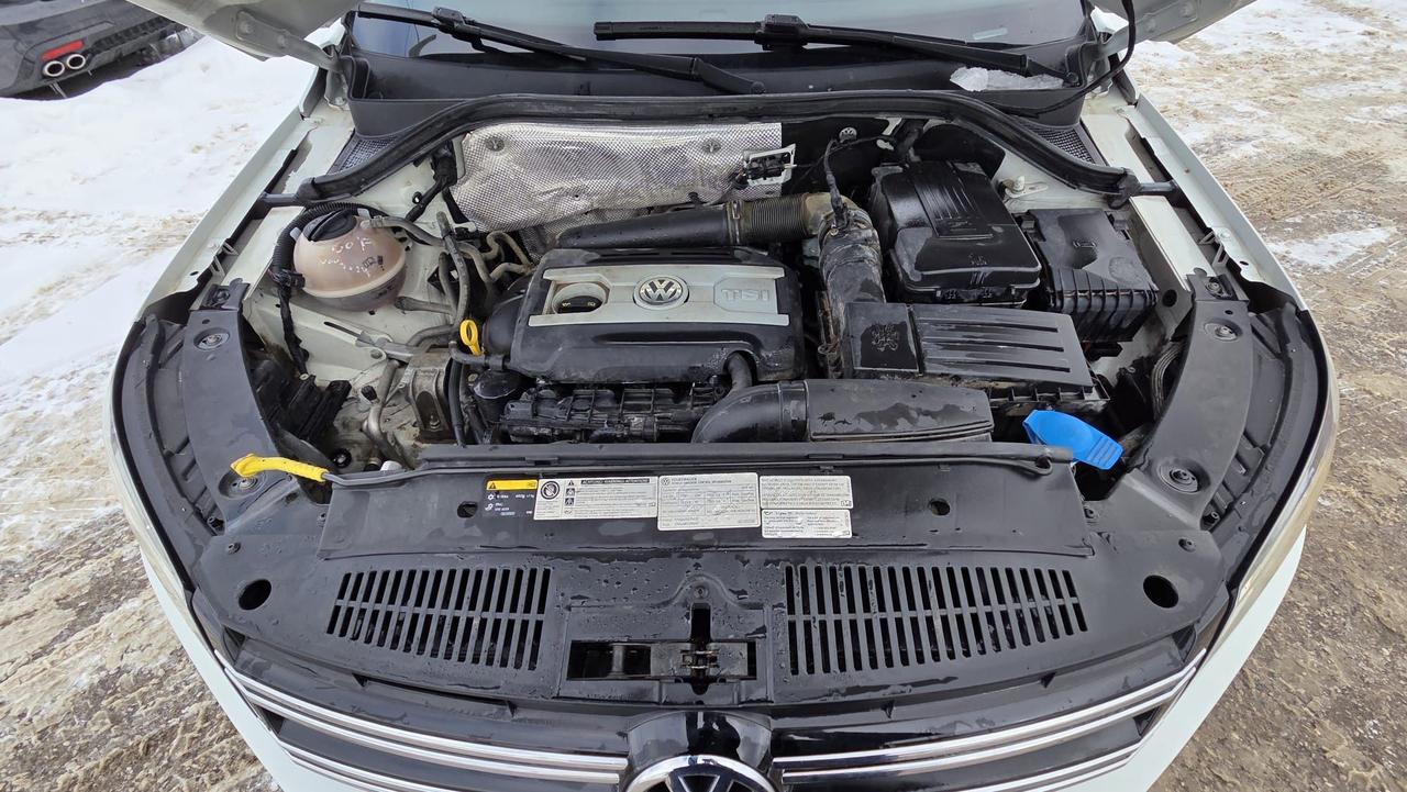 2016 Volkswagen Tiguan COMFORTLINE, WELL MAINTAINED, 4 CYLINDER, CERT Photo