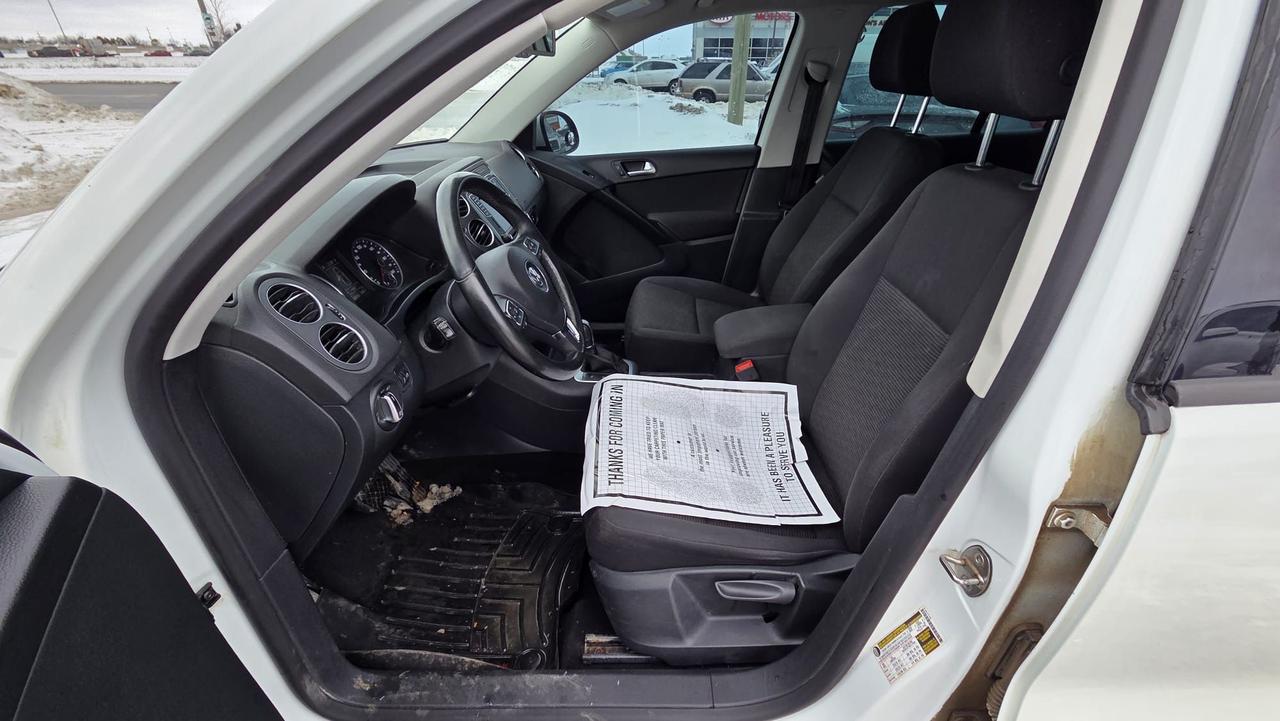 2016 Volkswagen Tiguan COMFORTLINE, WELL MAINTAINED, 4 CYLINDER, CERT Photo