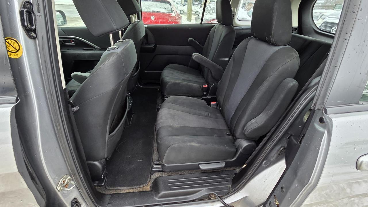 2015 Mazda MAZDA5 GS, 7 PASSENGER, WELL MAINTAINED, CERTIFIED Photo