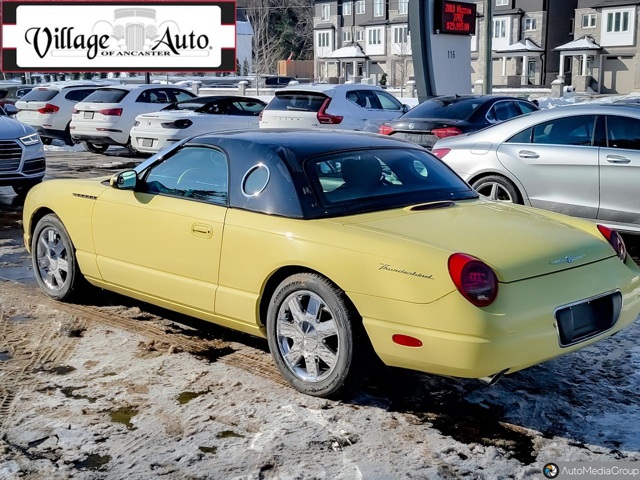 2002 Ford Thunderbird  Photo