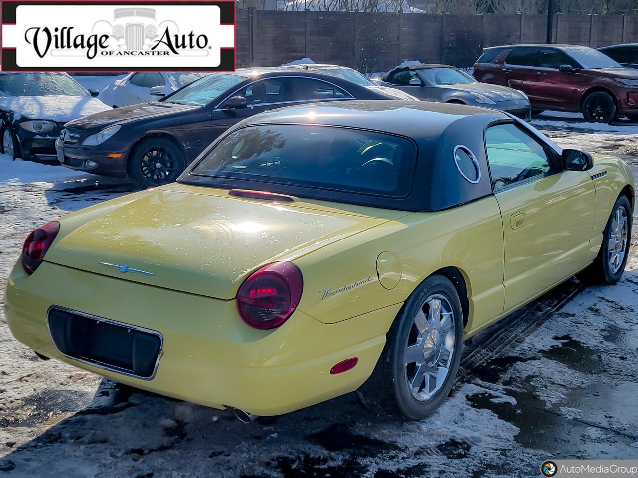 2002 Ford Thunderbird  Photo