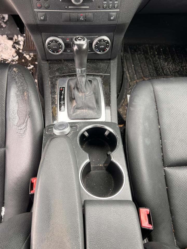 2011 Mercedes-Benz GLK-Class GLK 350 Photo