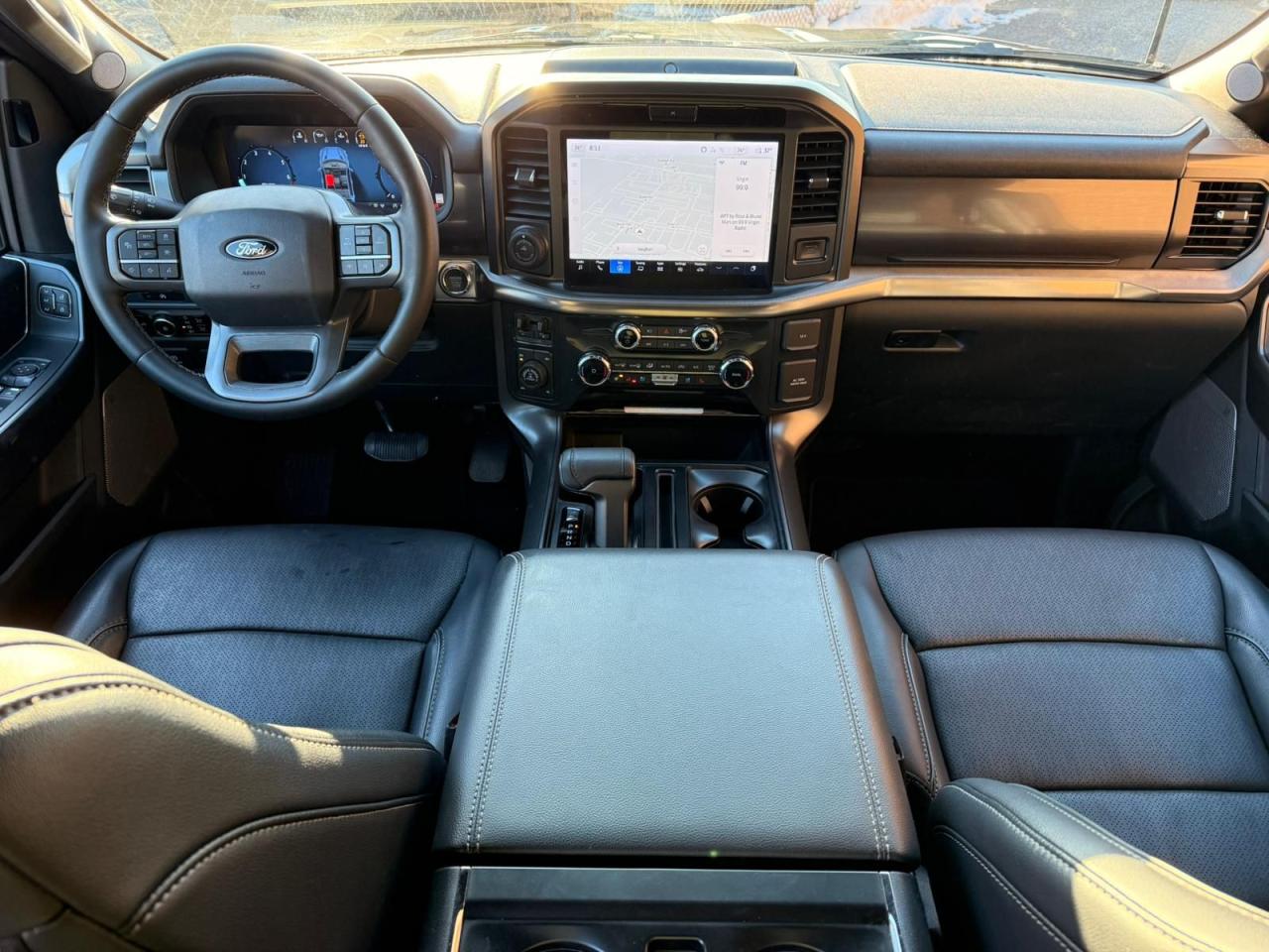 2025 Ford F-150 Lariat Photo