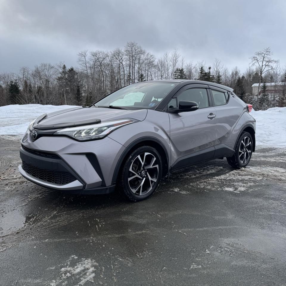 2020 Toyota C-HR XLE Premium