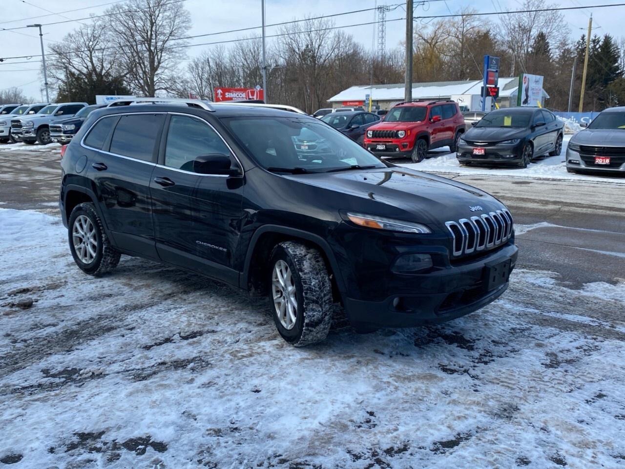 2014 Jeep Cherokee Fwd 4dr North Photo