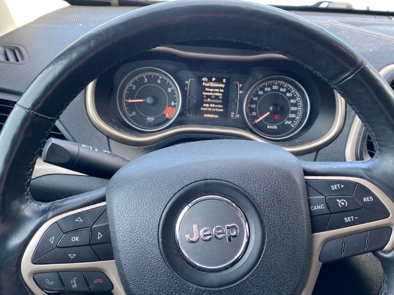 2014 Jeep Cherokee Fwd 4dr North Photo