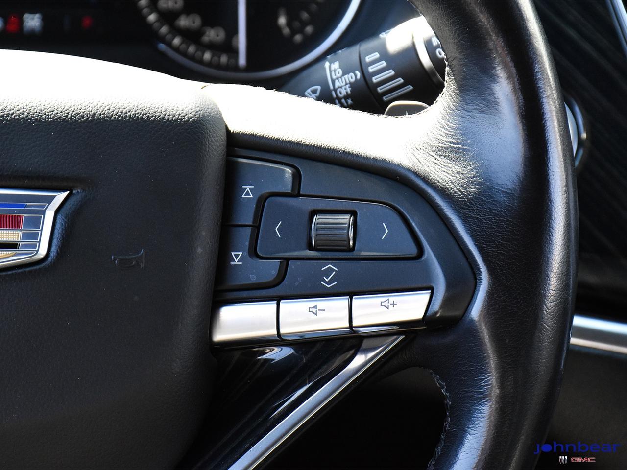 2020 Cadillac XT6 Premium Luxury Photo