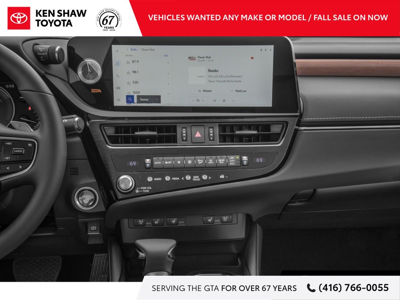 2025 Lexus ES 300h Base 4dr Sedan Photo