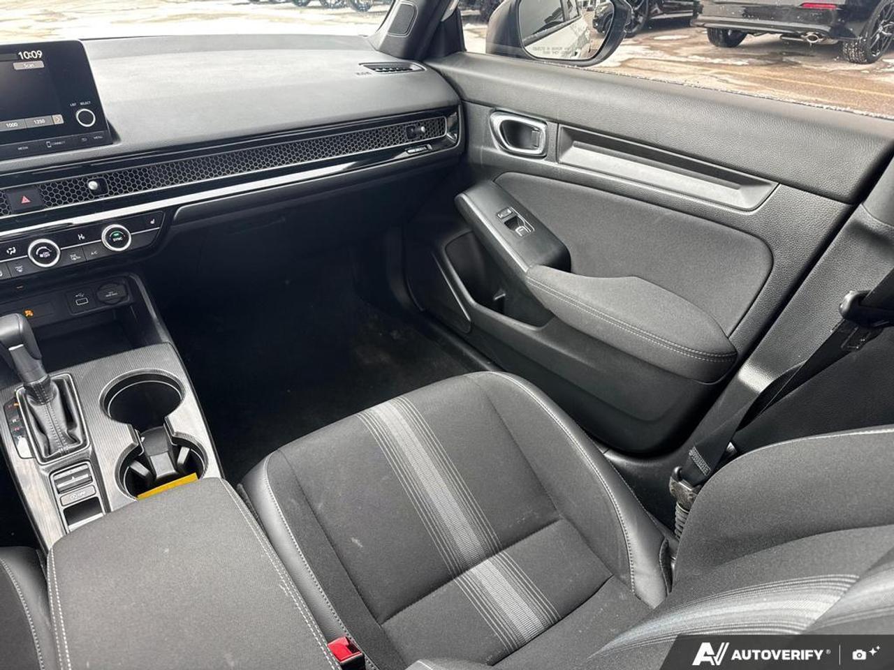 2024 Honda Civic Sedan Sport CVT   HTD SEATS   SUNROOF   NO CLAIMS Photo