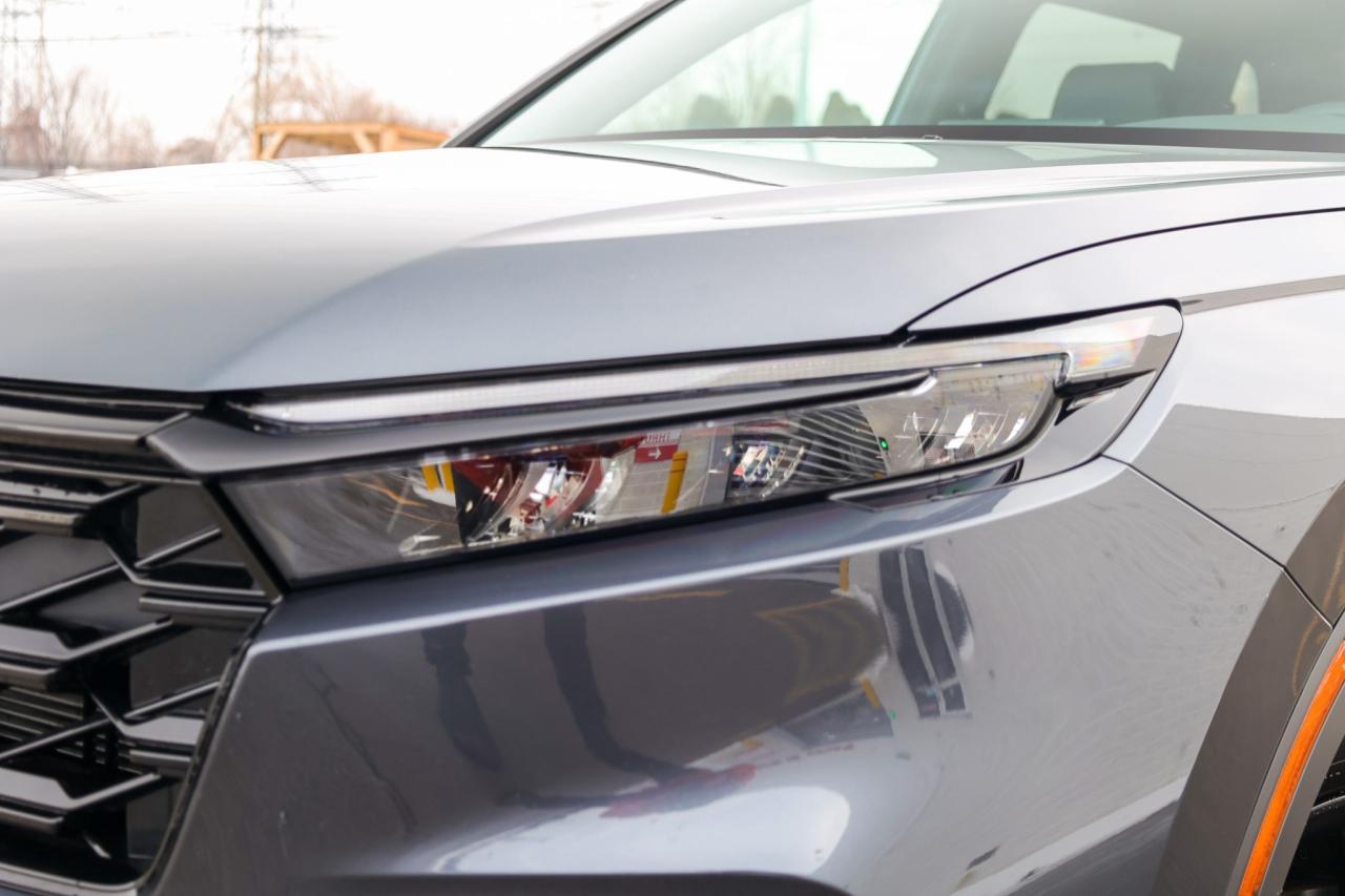 2024 Honda CR-V Hybrid Touring 4dr All-Wheel Drive Photo