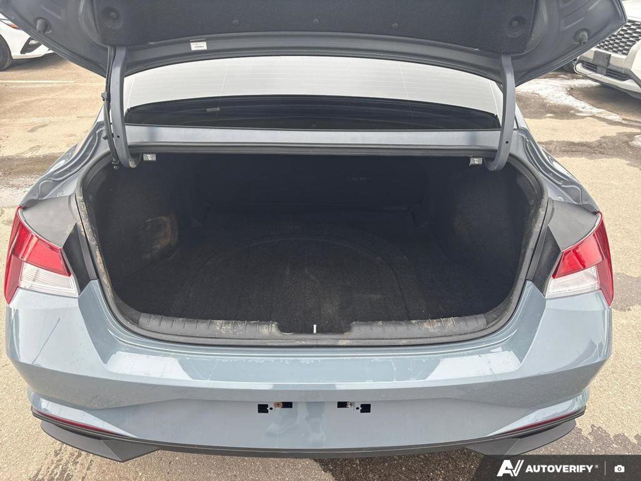 2023 Hyundai Elantra Preferred w/Tech Pkg   CLEAN CARFAX ONE OWNER   DI Photo