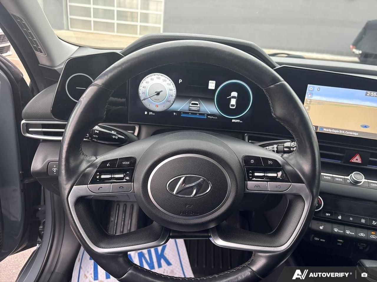 2023 Hyundai Elantra Preferred w/Tech Pkg   CLEAN CARFAX ONE OWNER   DI Photo